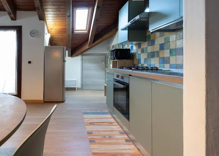 Dante\'S Skyloft - Appartamento Loft Novara Stazione