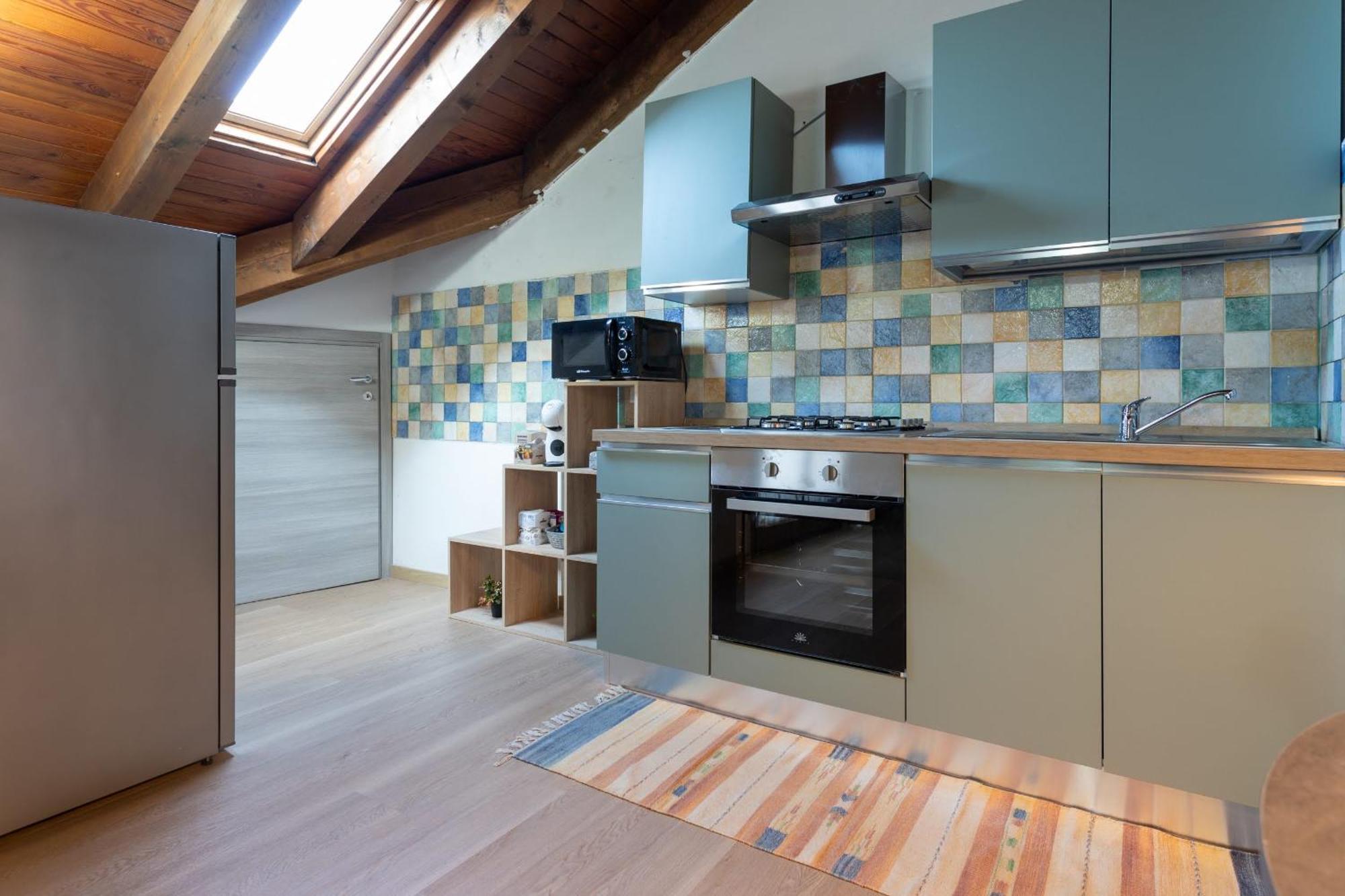 Dante's Skyloft - Loft Stazione Apartamento