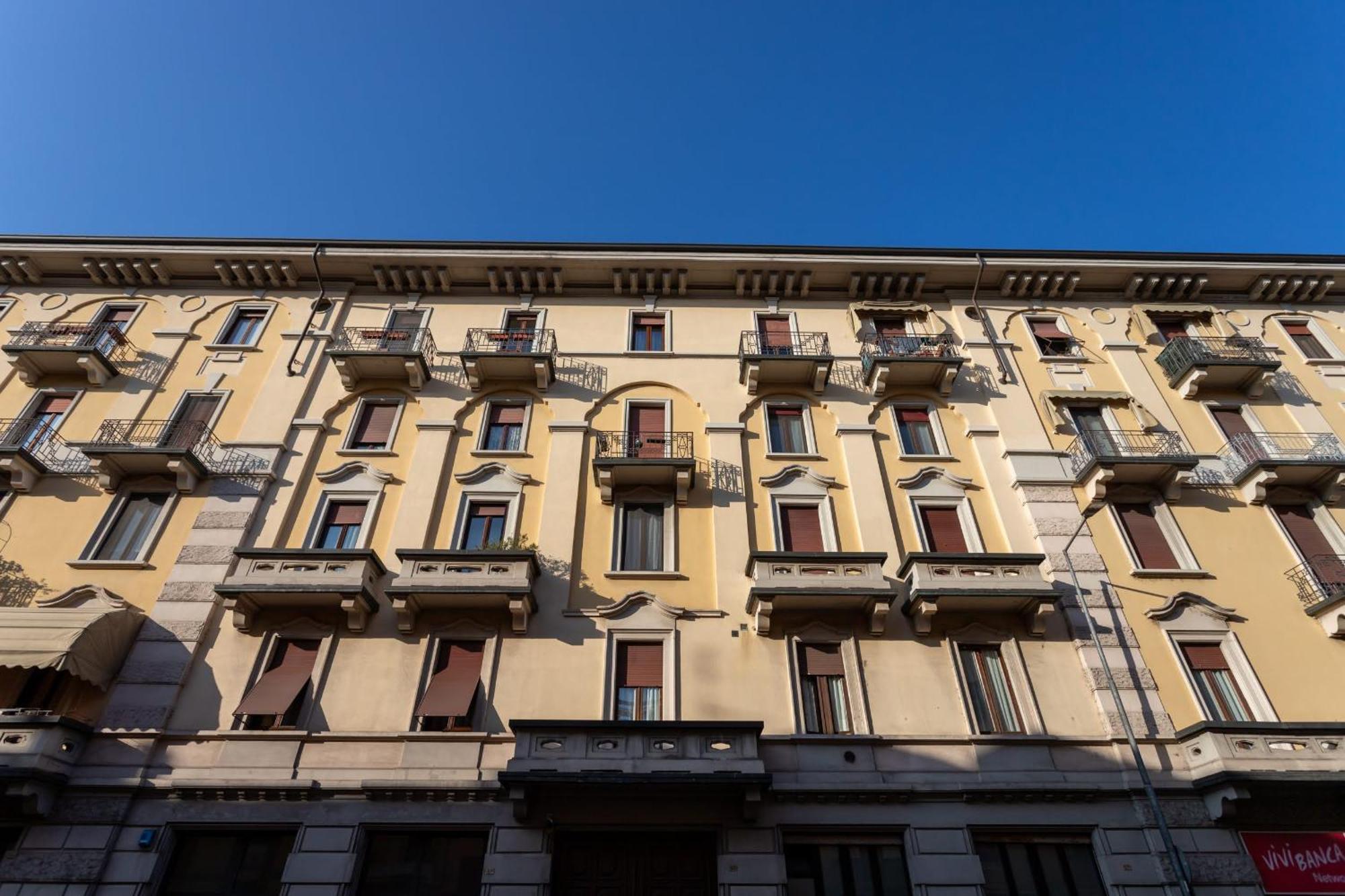 Dante's Skyloft - Loft Stazione * Novara